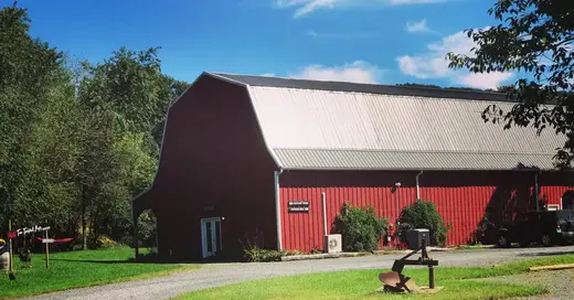 Two Twisted Posts Winery & Tavern in Purcellville, Virginia